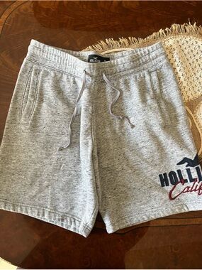 Hollister Light Gray Fleece-Lined Sweatshorts